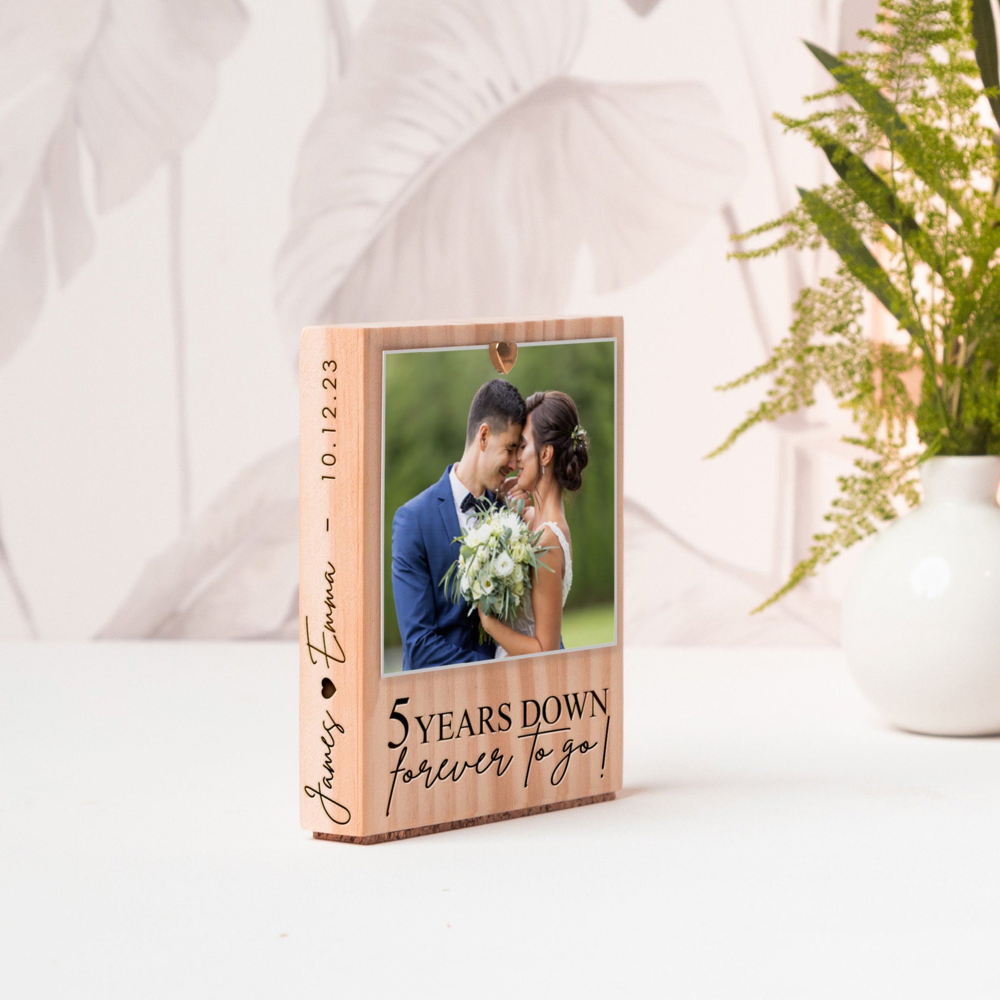 Mr & Mrs Wedding Day Photo Frame