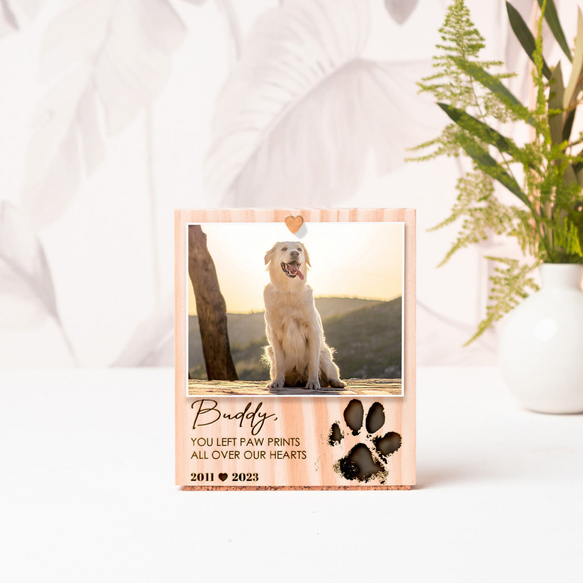 Paw Print Pet Memorial Photo Frame