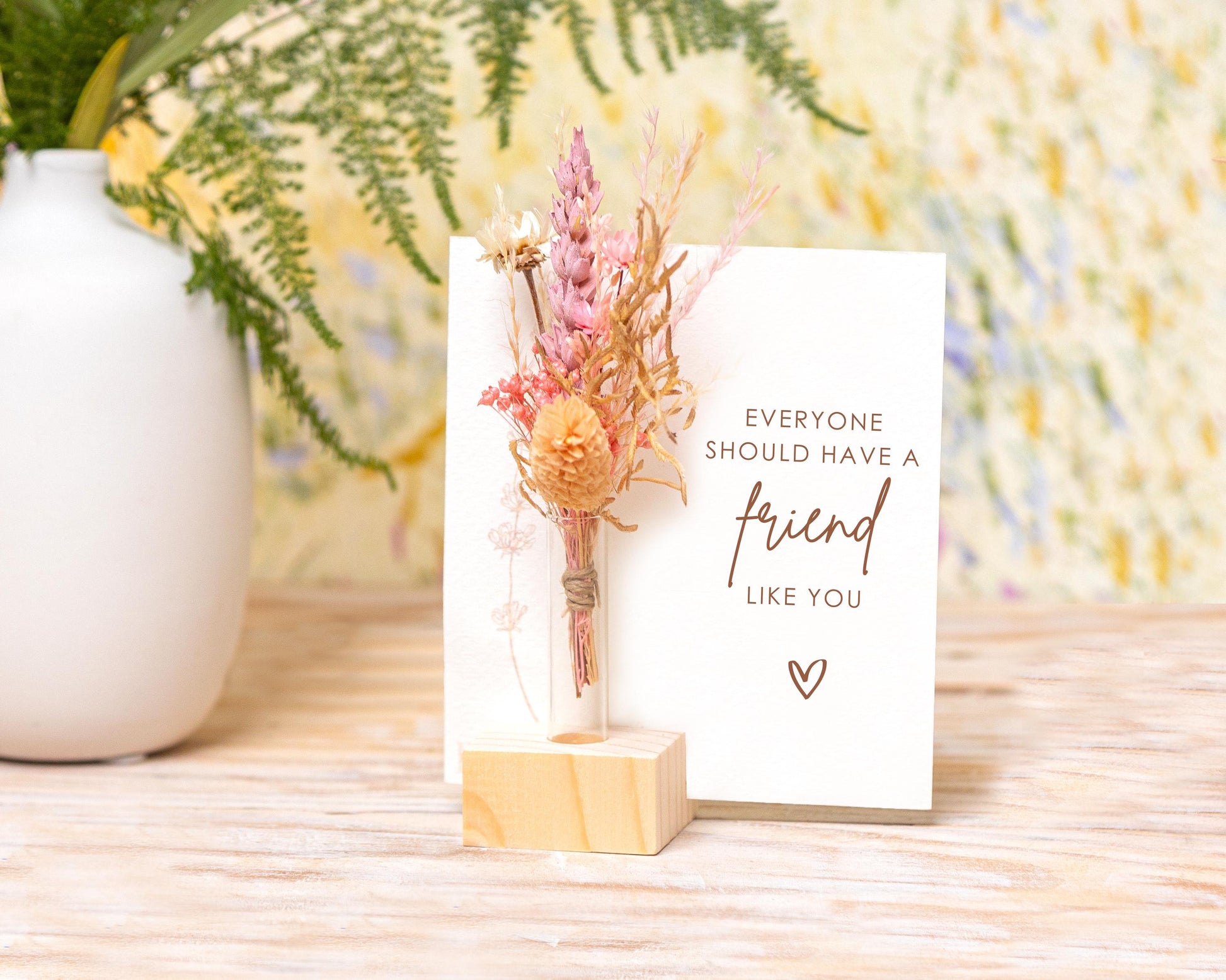 Personalized Friend Dried Flower Card, product photo 3
