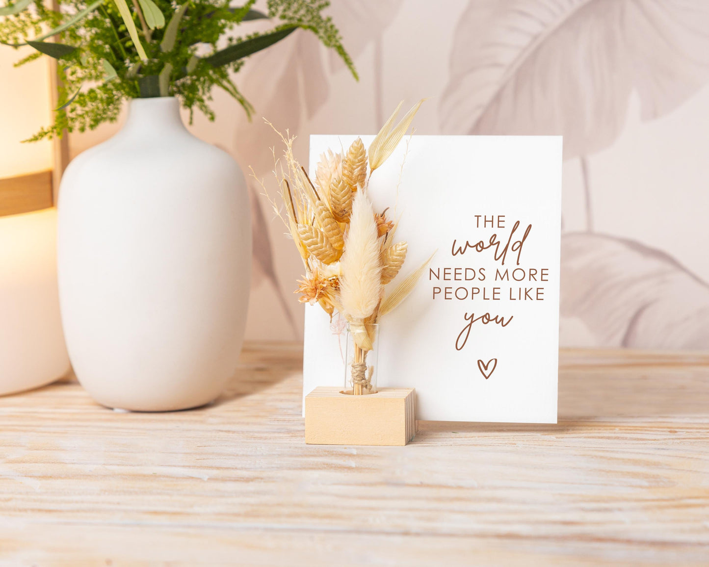 The World Needs More People Like You Dried Flower Card, product photo 3