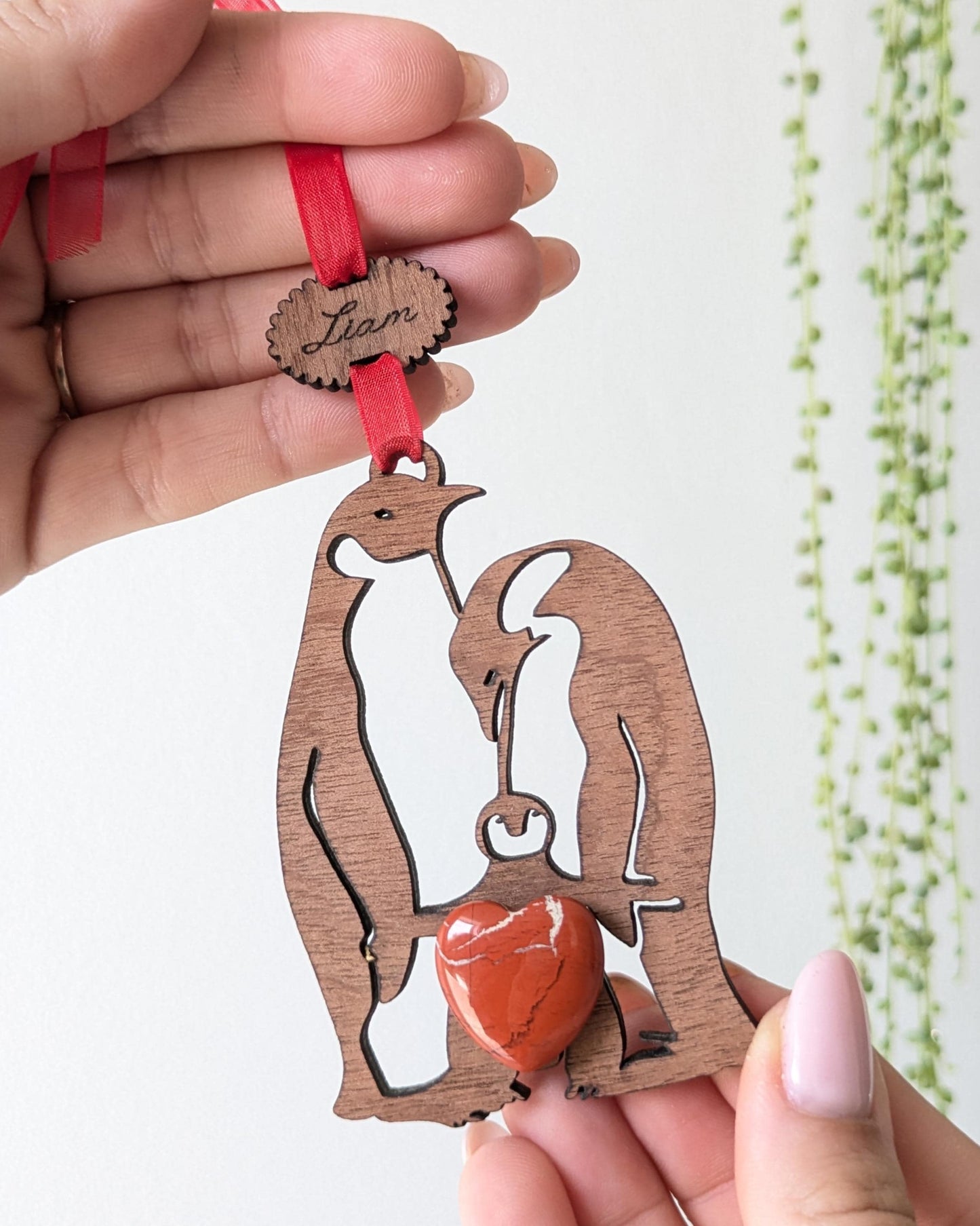 Family Penguin Wooden Story Card With Crystal: product image 3