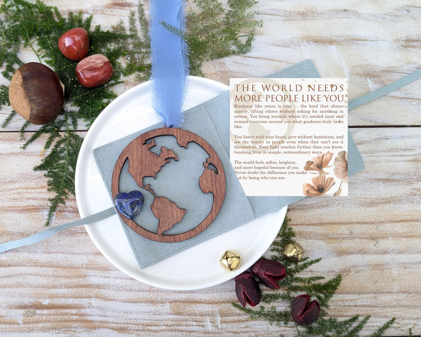 World Globe Wooden Story Card With Crystal: product image 2