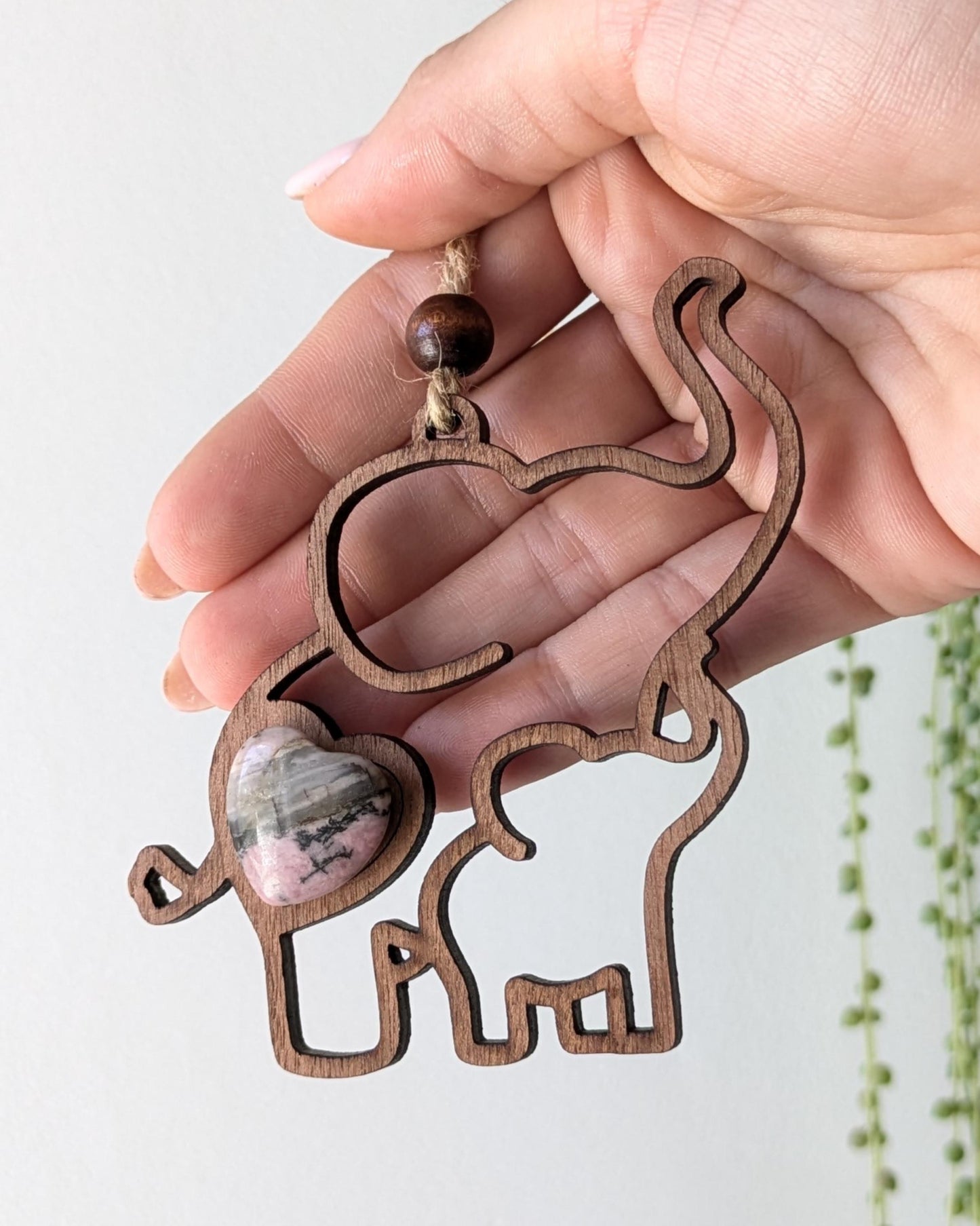 Mother and Baby Elephant Wooden Story Card With Crystal: product image 3
