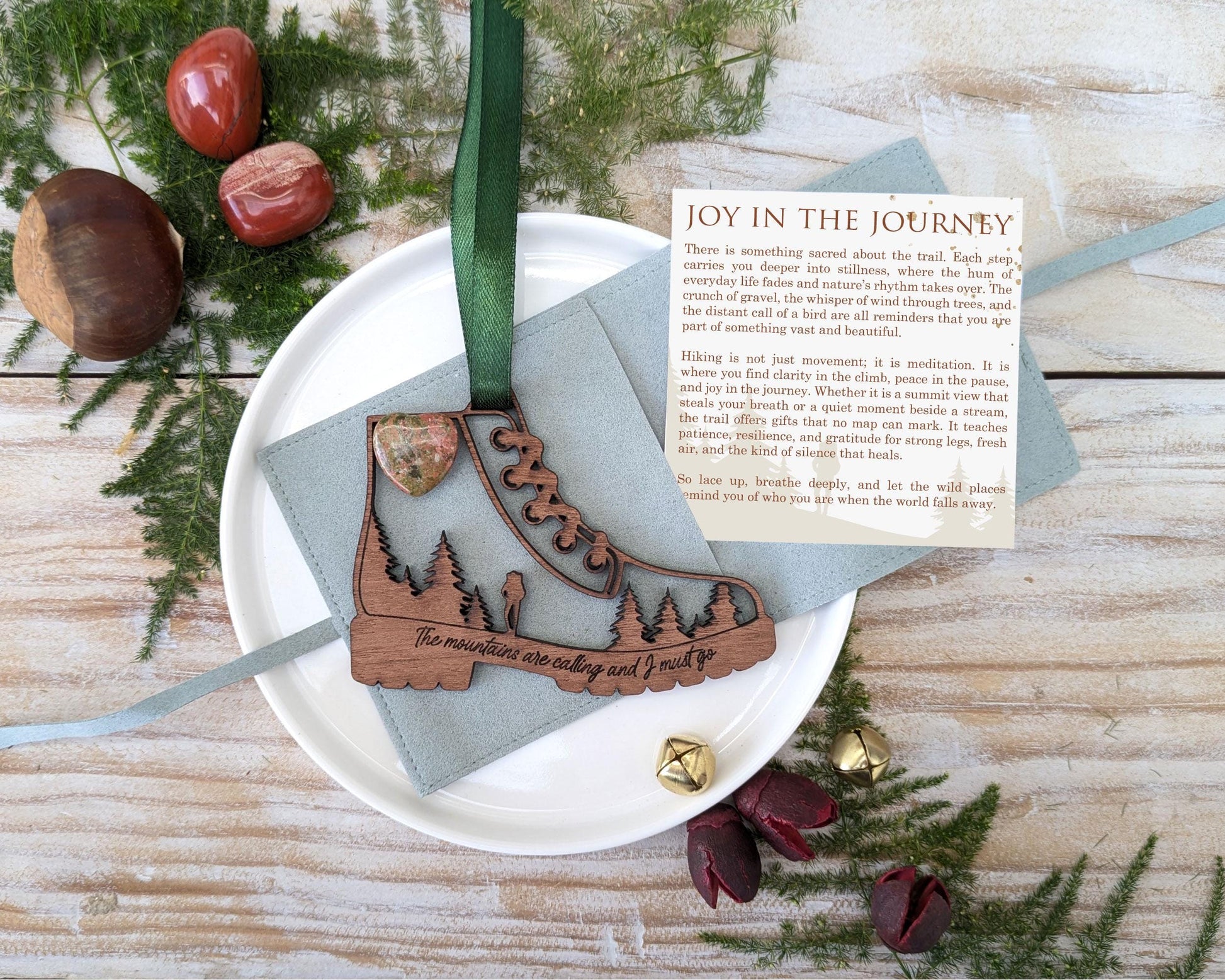 Two Hikers Wooden Story Card With Crystal: product image 2