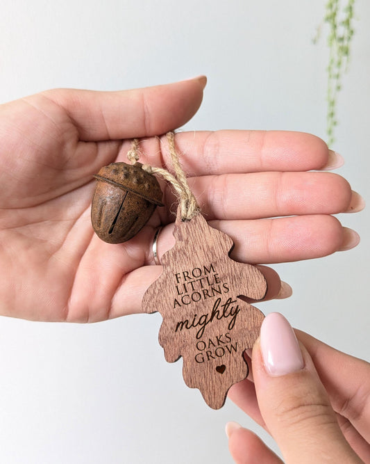 Lucky Acorn Personalized Wooden Story Card: product image 1