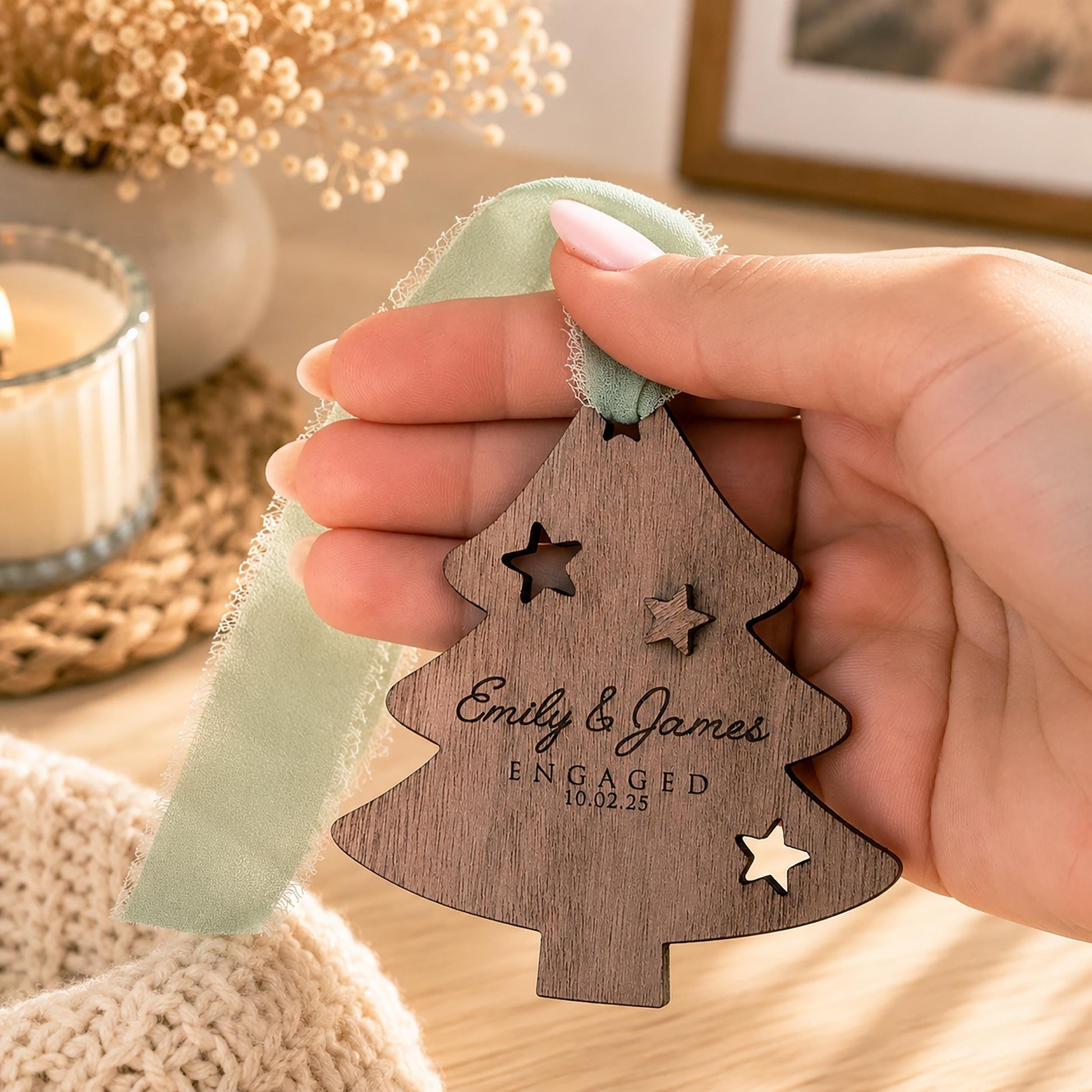 Personalized Christmas Tree Wooden Story Card: product image 1