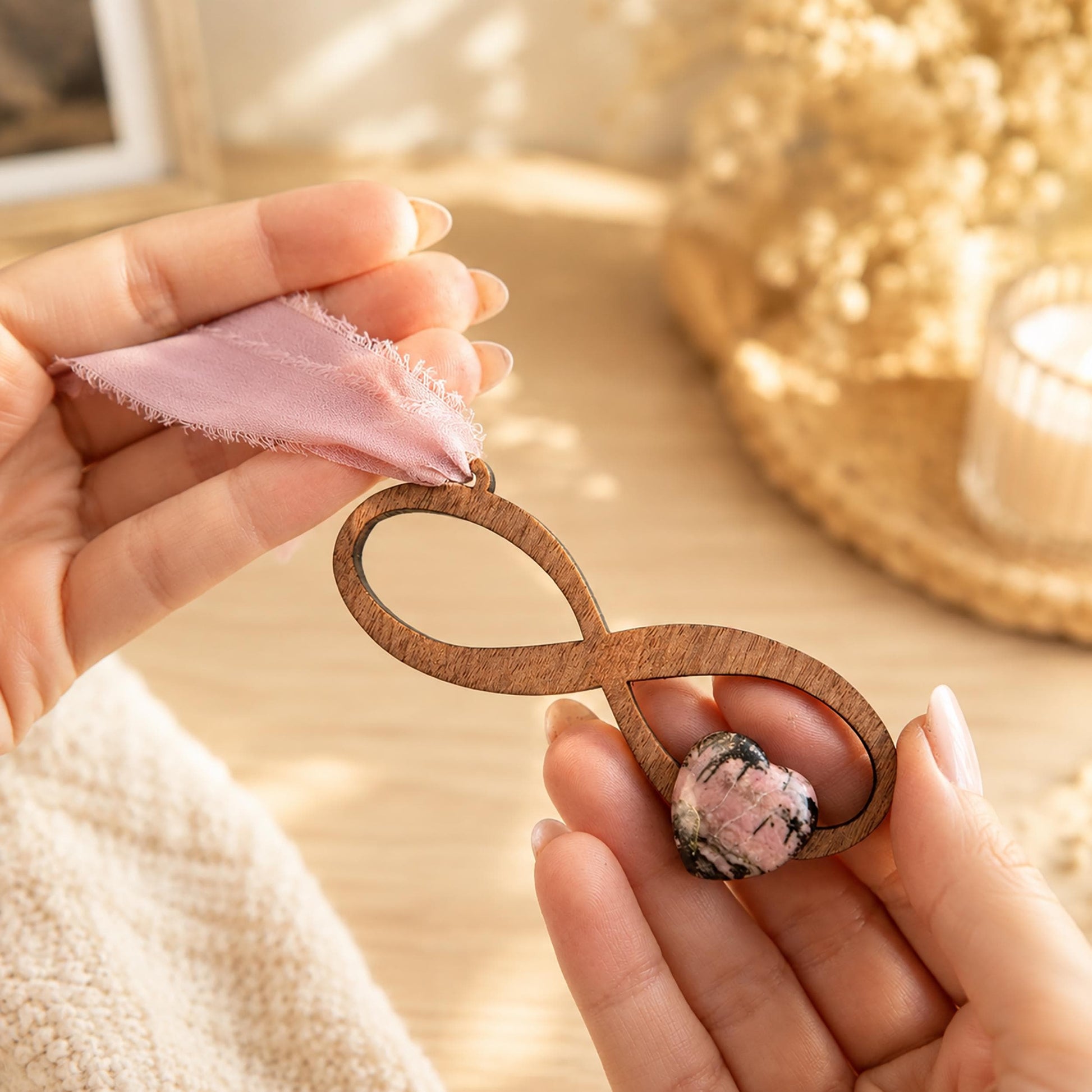 Infinity Wooden Story Card With Crystal: product image 1