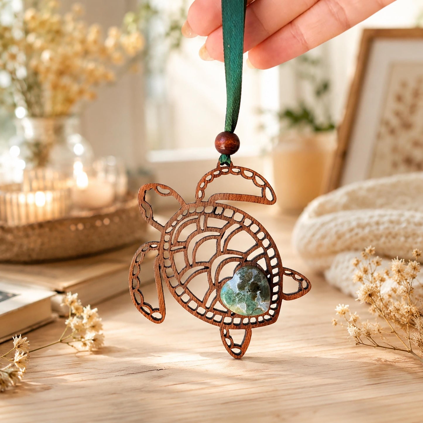 Sea Turtle Wooden Story Card With Crystal: product image 1